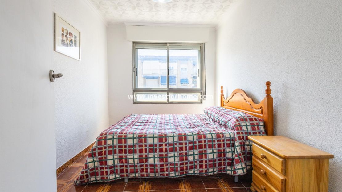 Verkoop - Appartement - Torrevieja - Playa del Acequión