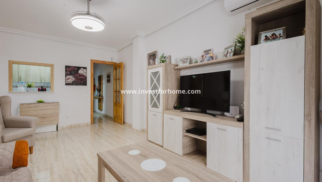 Verkoop - Appartement - Torrevieja - Playa del Acequión