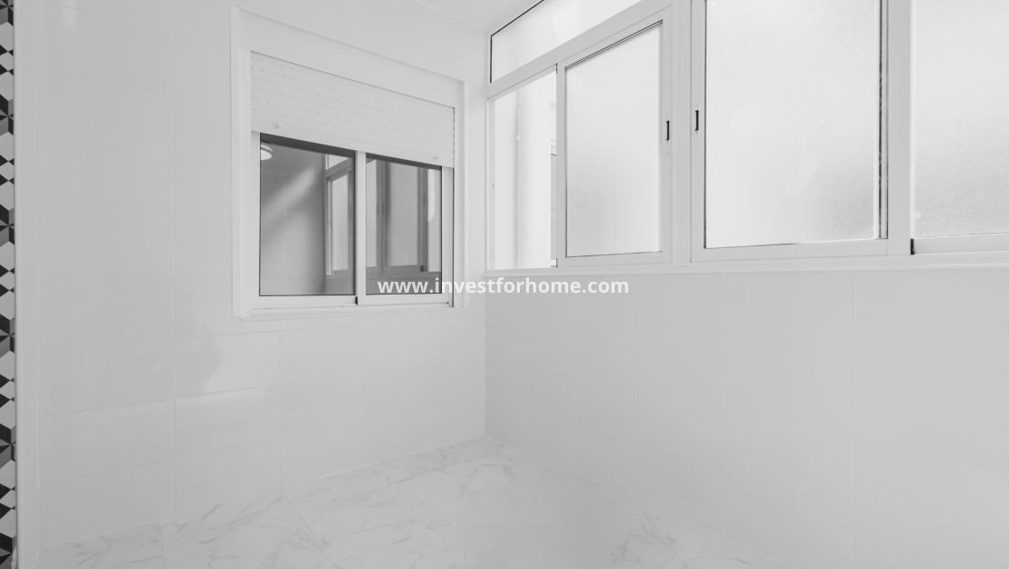 Verkoop - Appartement - Torrevieja - Playa del Acequión