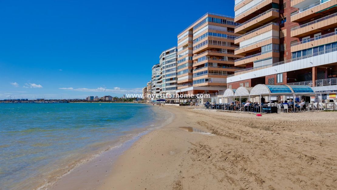 Verkoop - Appartement - Torrevieja - Playa del Acequión
