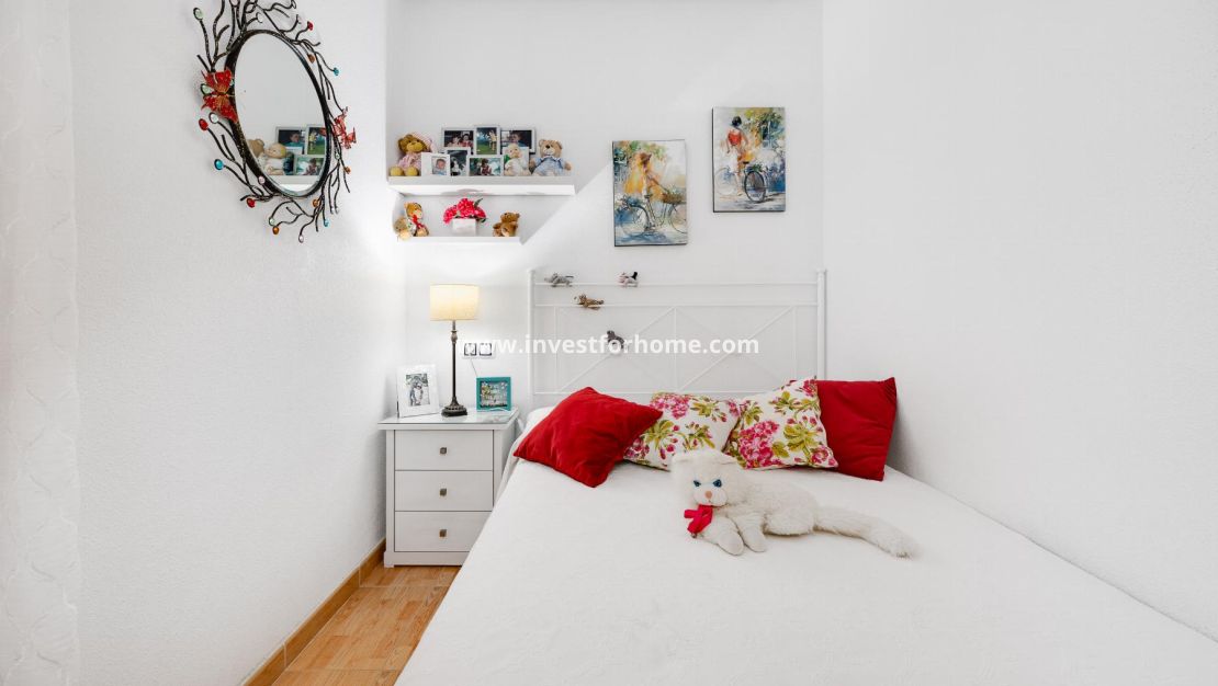 Verkoop - Appartement - Torrevieja - Playa del Acequión