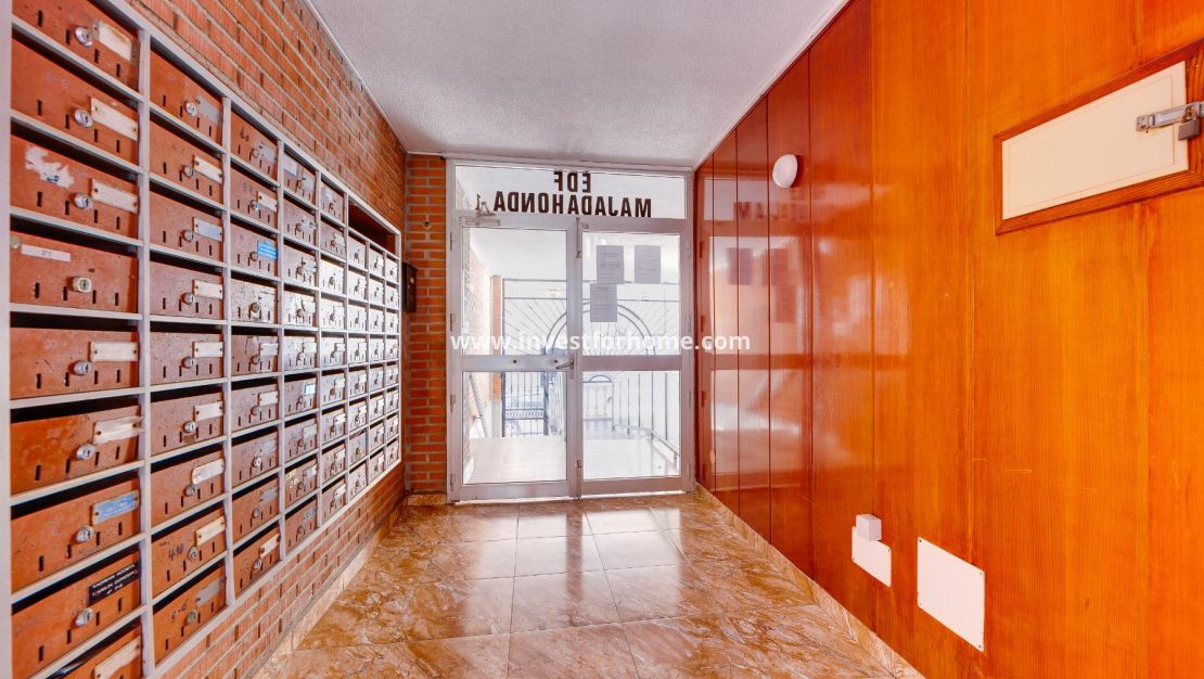 Verkoop - Appartement - Torrevieja - Playa del Acequión
