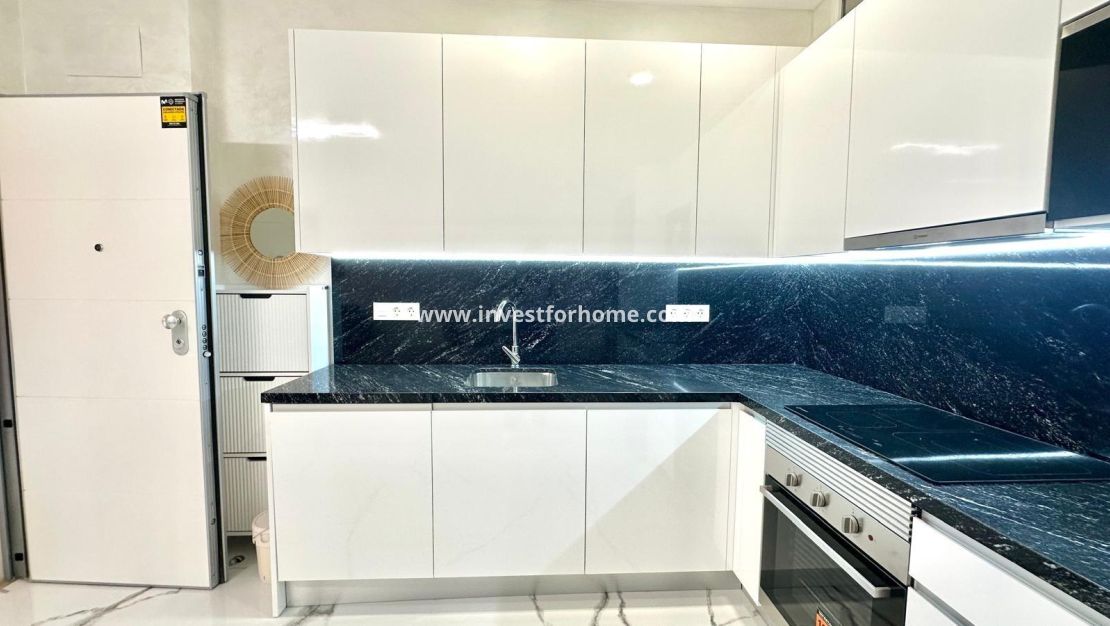 Verkoop - Appartement - Torrevieja - Playa del Cura