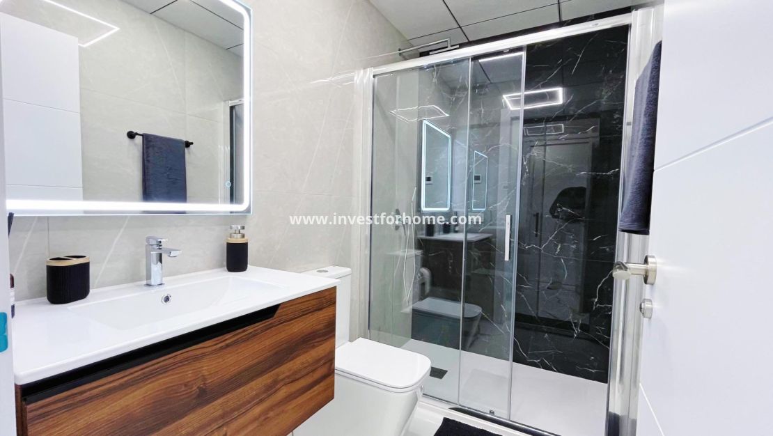 Verkoop - Appartement - Torrevieja - Playa del Cura