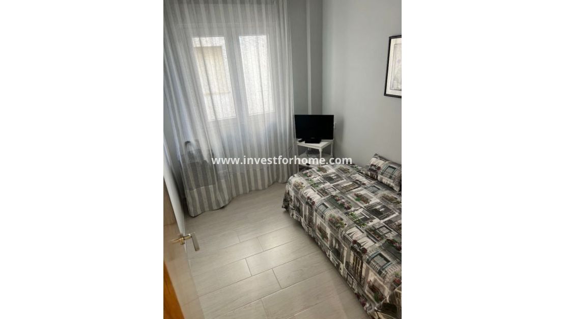 Verkoop - Appartement - Torrevieja - Playa del Cura
