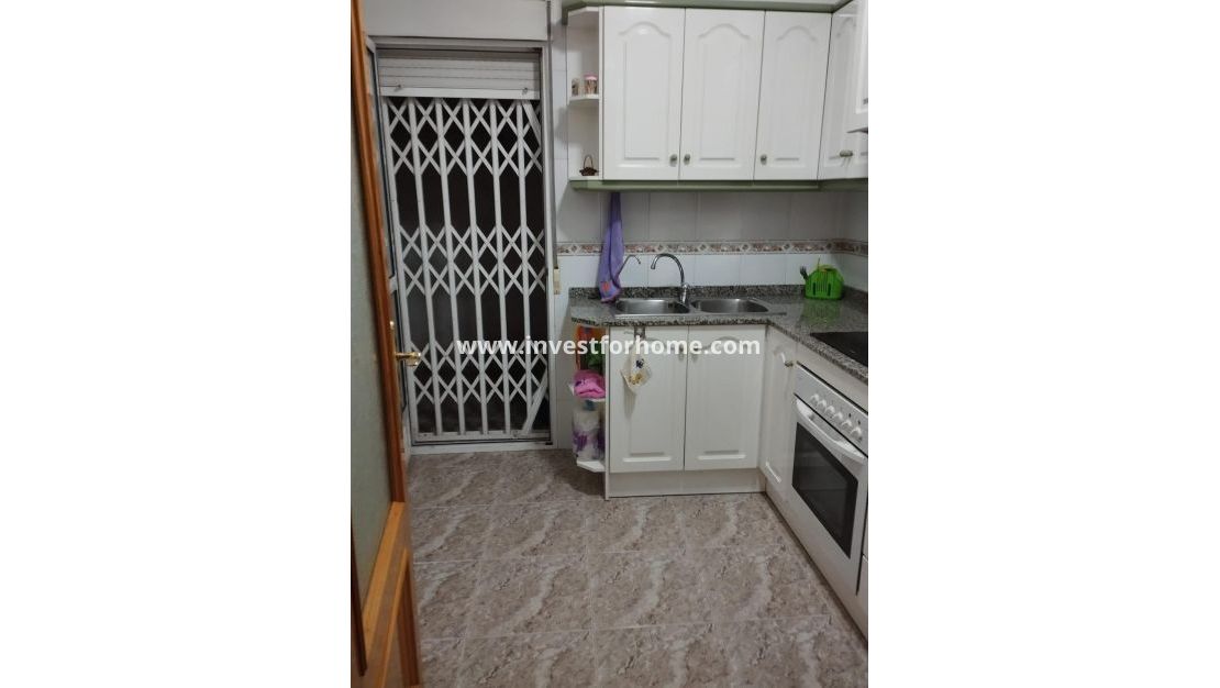 Verkoop - Appartement - Torrevieja - Playa del Cura