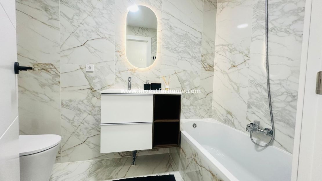 Verkoop - Appartement - Torrevieja - Playa del Cura