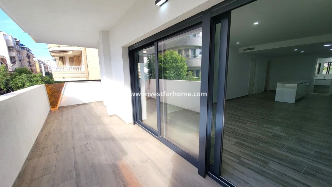 Verkoop - Appartement - Torrevieja - Playa del Cura