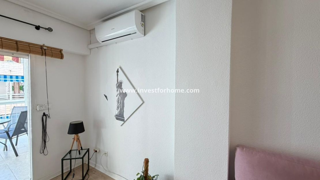 Verkoop - Appartement - Torrevieja - Playa del Cura