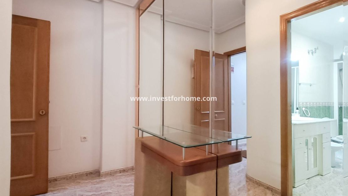 Verkoop - Appartement - Torrevieja - Playa del Cura