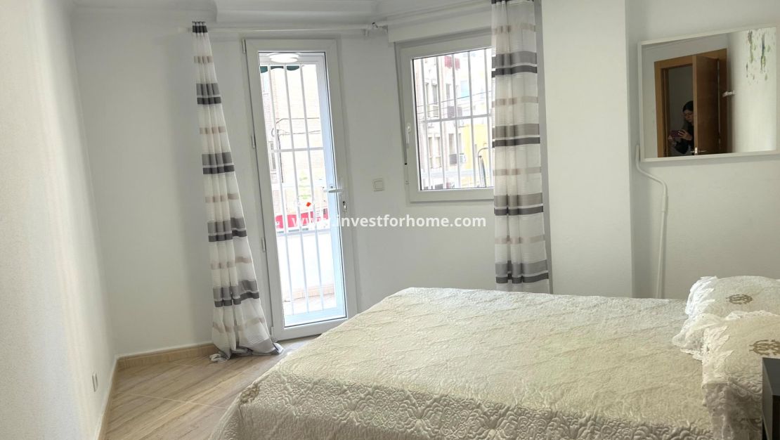 Verkoop - Appartement - Torrevieja - Playa del Cura