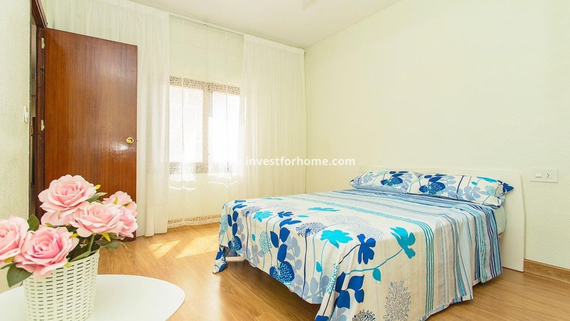 Verkoop - Appartement - Torrevieja - Playa del Cura