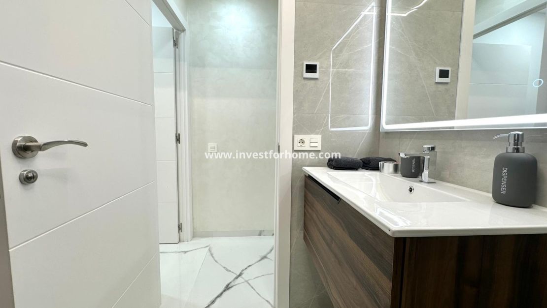 Verkoop - Appartement - Torrevieja - Playa del Cura