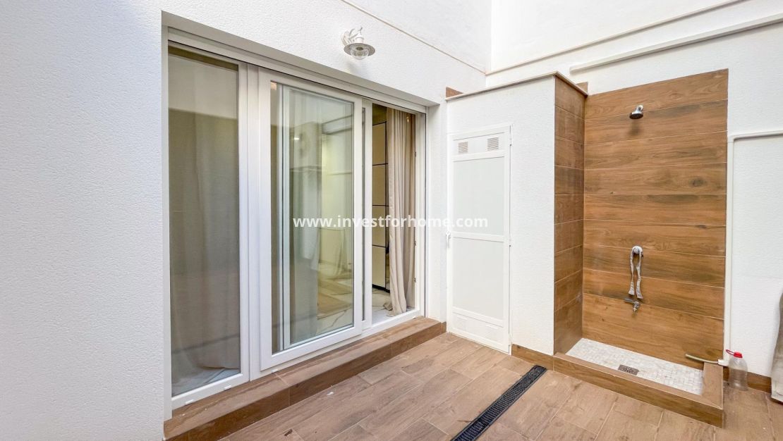 Verkoop - Appartement - Torrevieja - Playa del Cura