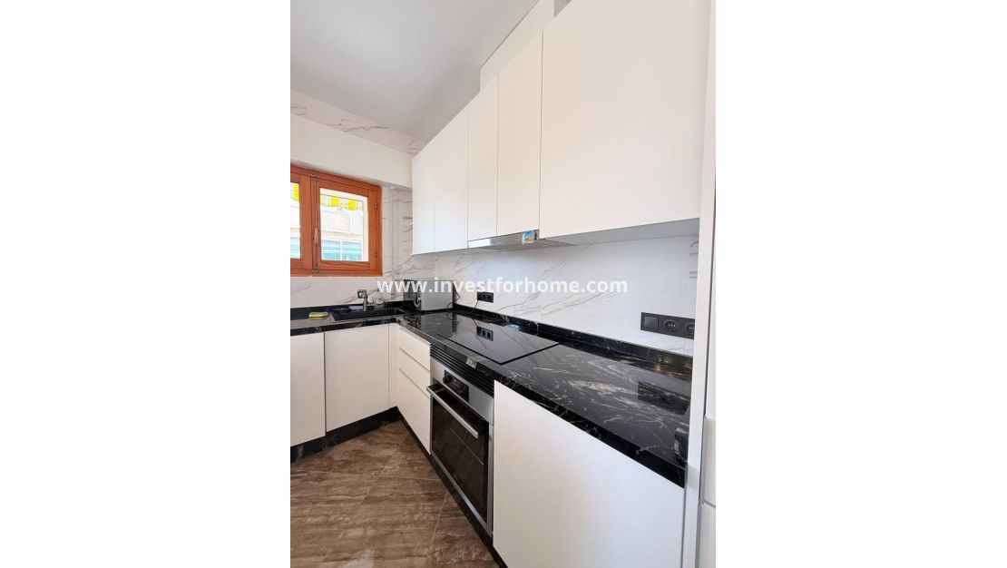 Verkoop - Appartement - Torrevieja - Playa del Cura