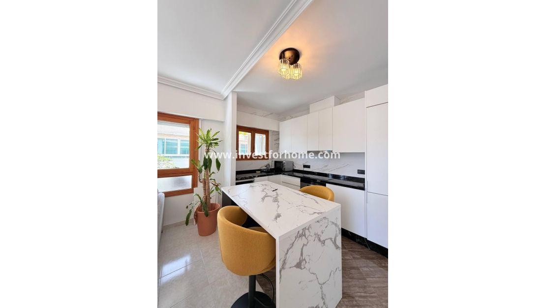Verkoop - Appartement - Torrevieja - Playa del Cura