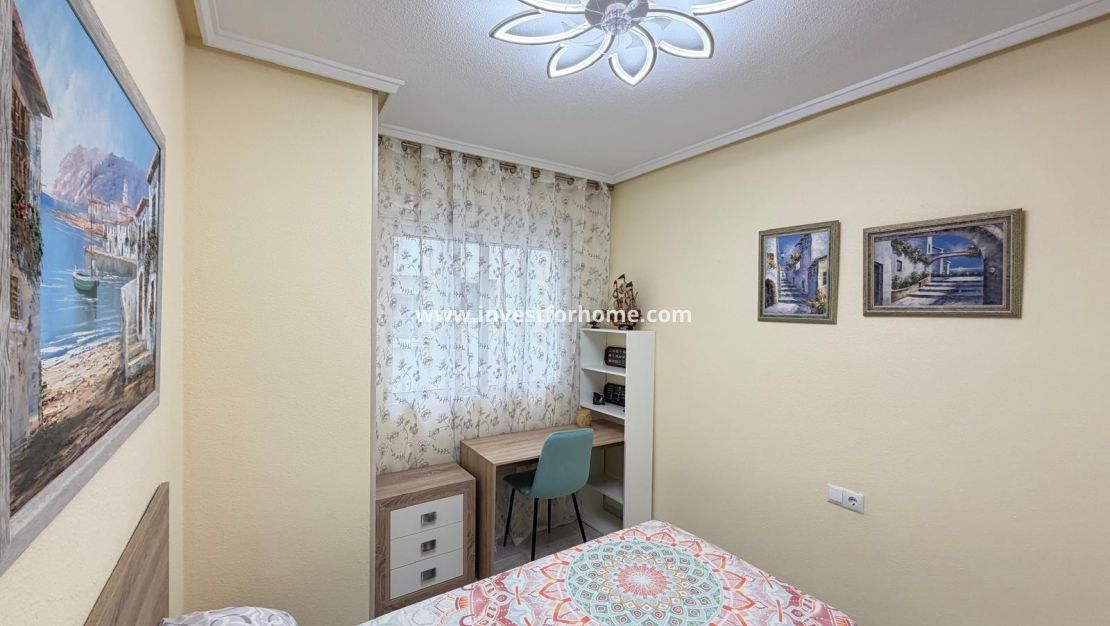 Verkoop - Appartement - Torrevieja - Playa del Cura