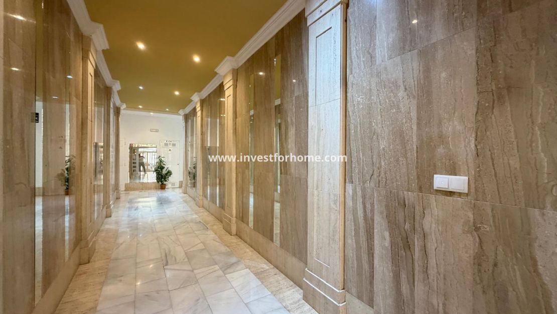 Verkoop - Appartement - Torrevieja - Playa del Cura