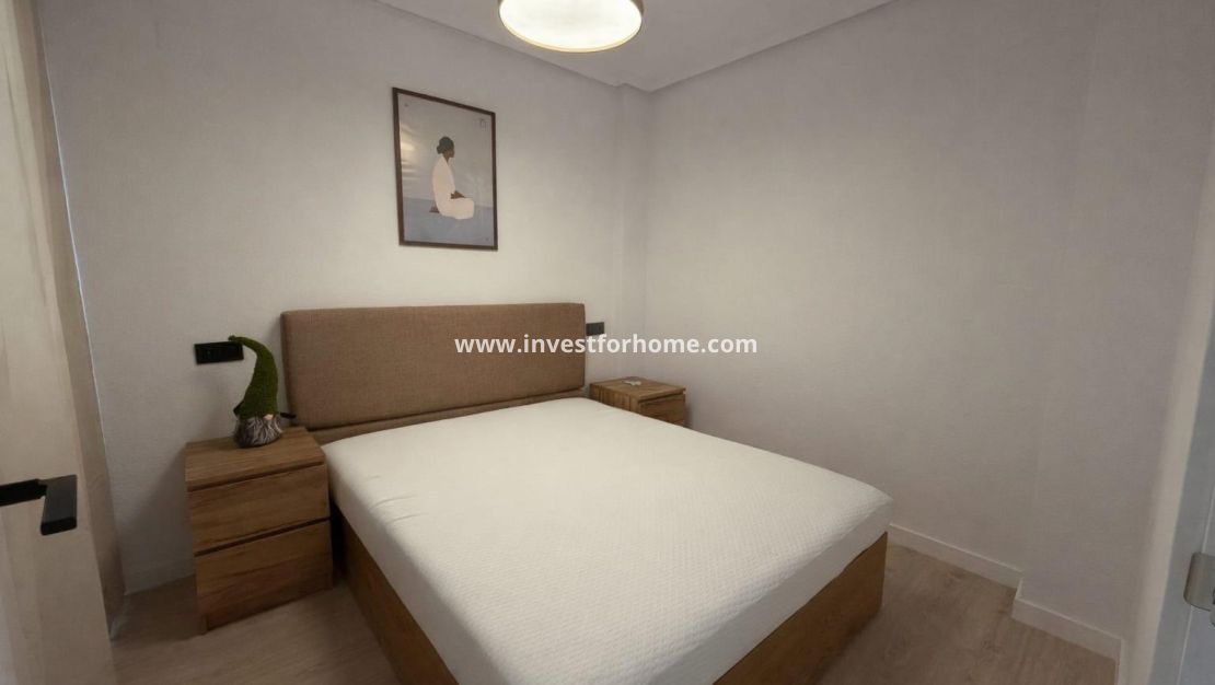 Verkoop - Appartement - Torrevieja - Playa del Cura