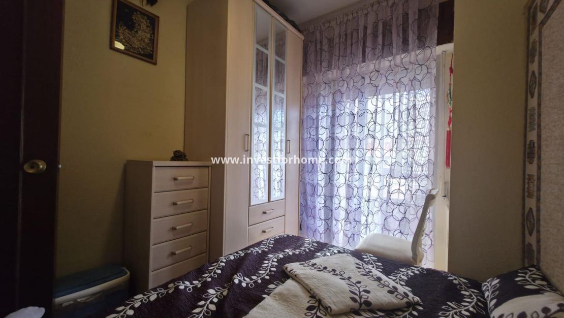 Verkoop - Appartement - Torrevieja - Playa del Cura