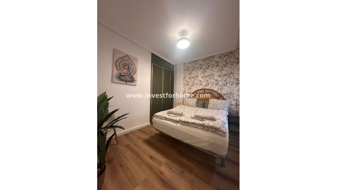Verkoop - Appartement - Torrevieja - Playa del Cura