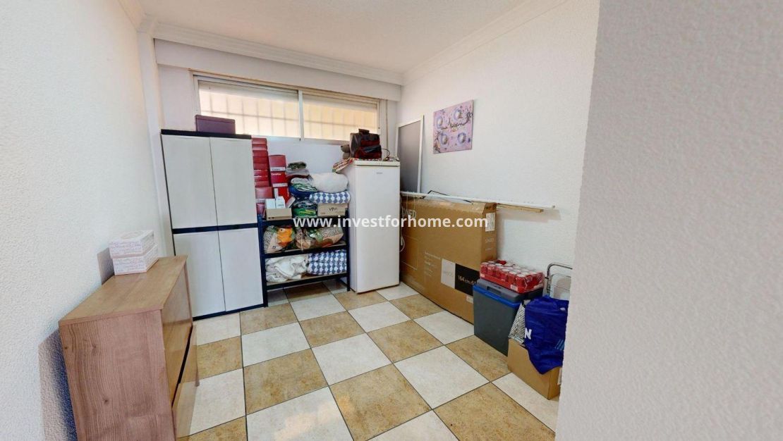 Verkoop - Appartement - Torrevieja - Puerto Deportivo