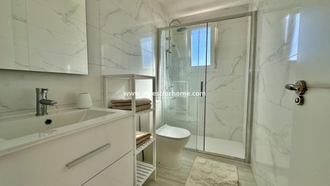 Verkoop - Appartement - Torrevieja - Punta prima