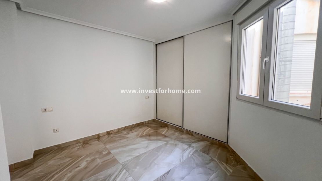 Verkoop - Appartement - Torrevieja