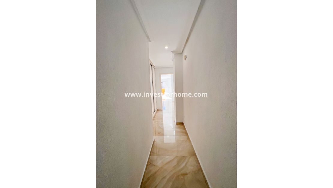 Verkoop - Appartement - Torrevieja