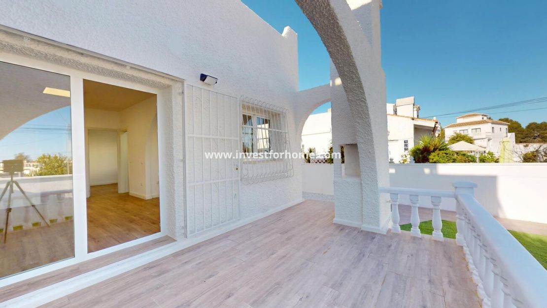 Verkoop - Bungalow - Orihuela Costa - Costa Blanca