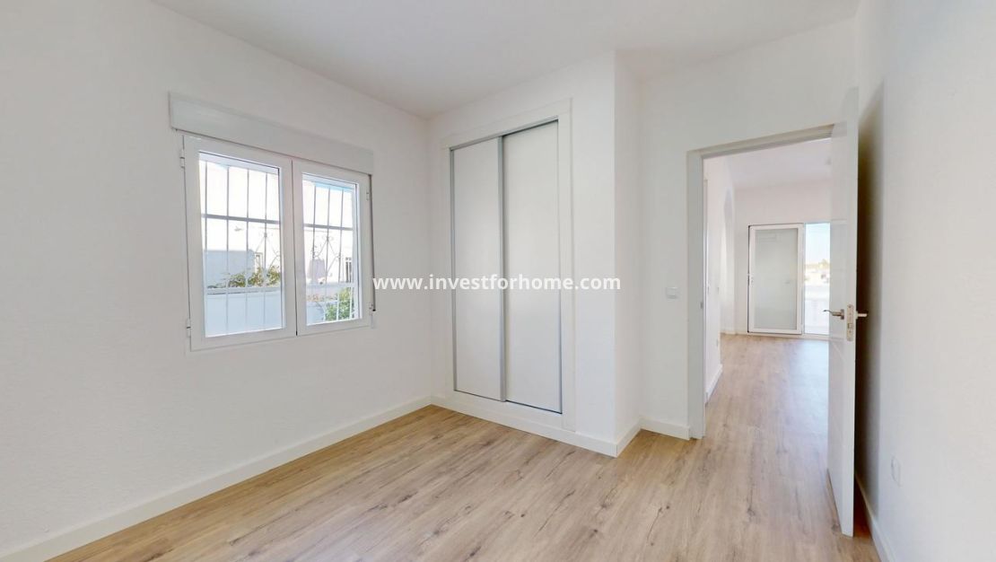 Verkoop - Bungalow - Orihuela Costa - Costa Blanca