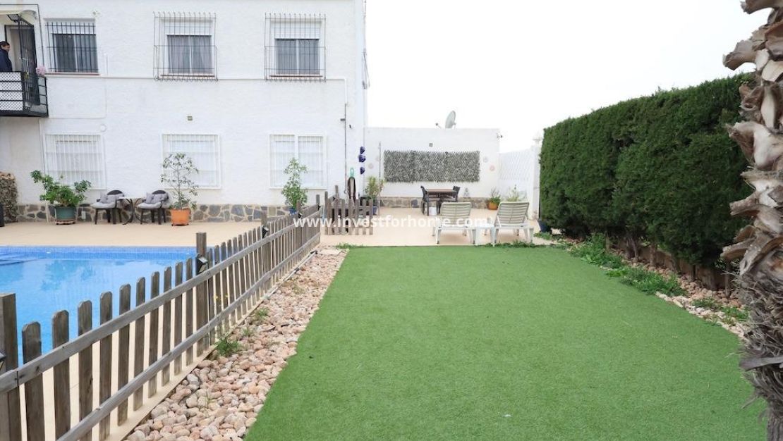 Verkoop - Bungalow - Orihuela Costa - Costa Blanca