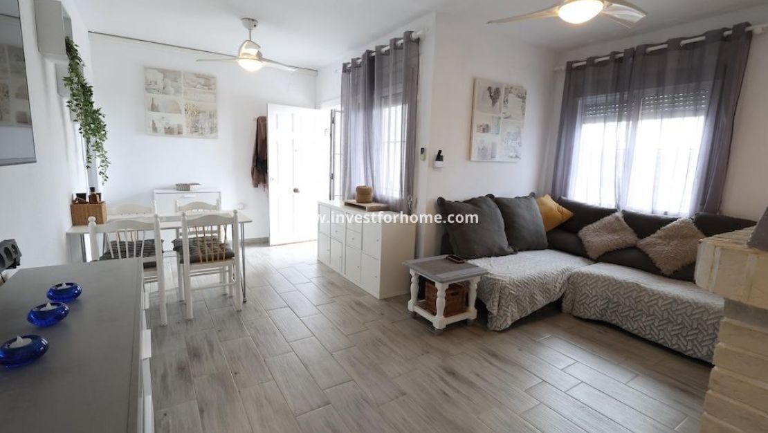 Verkoop - Bungalow - Orihuela Costa - Costa Blanca