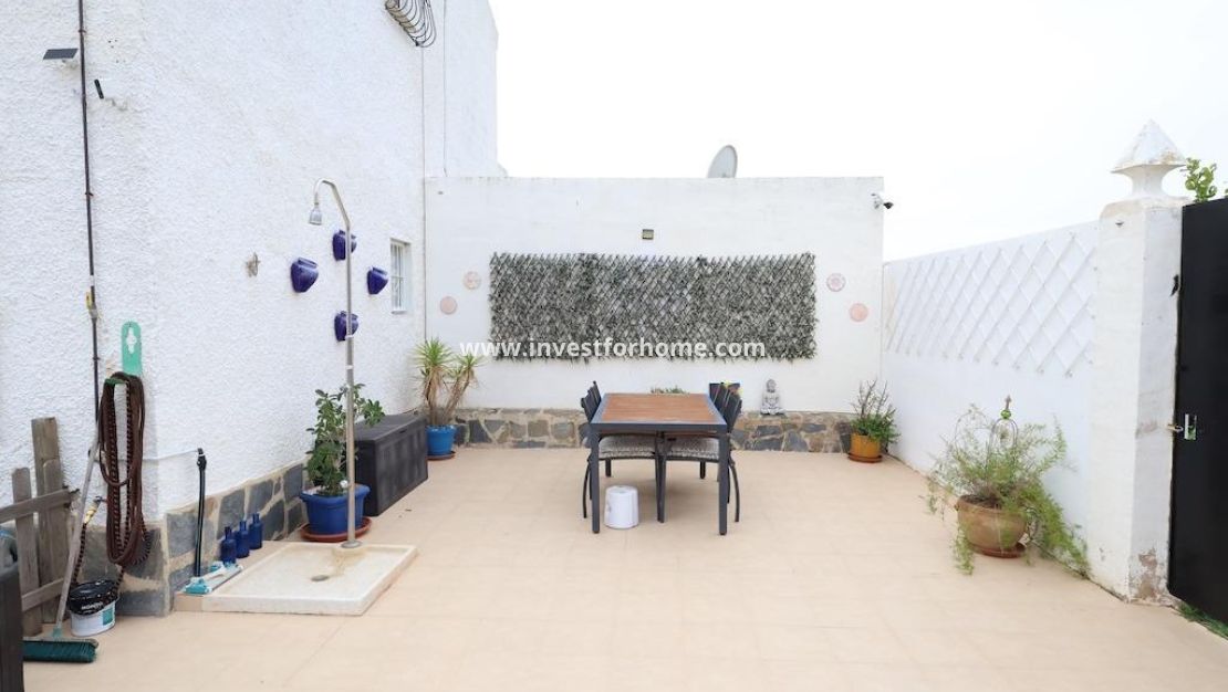 Verkoop - Bungalow - Orihuela Costa - Costa Blanca