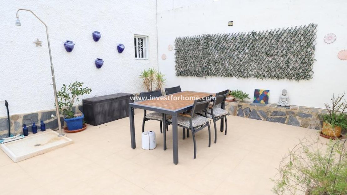 Verkoop - Bungalow - Orihuela Costa - Costa Blanca