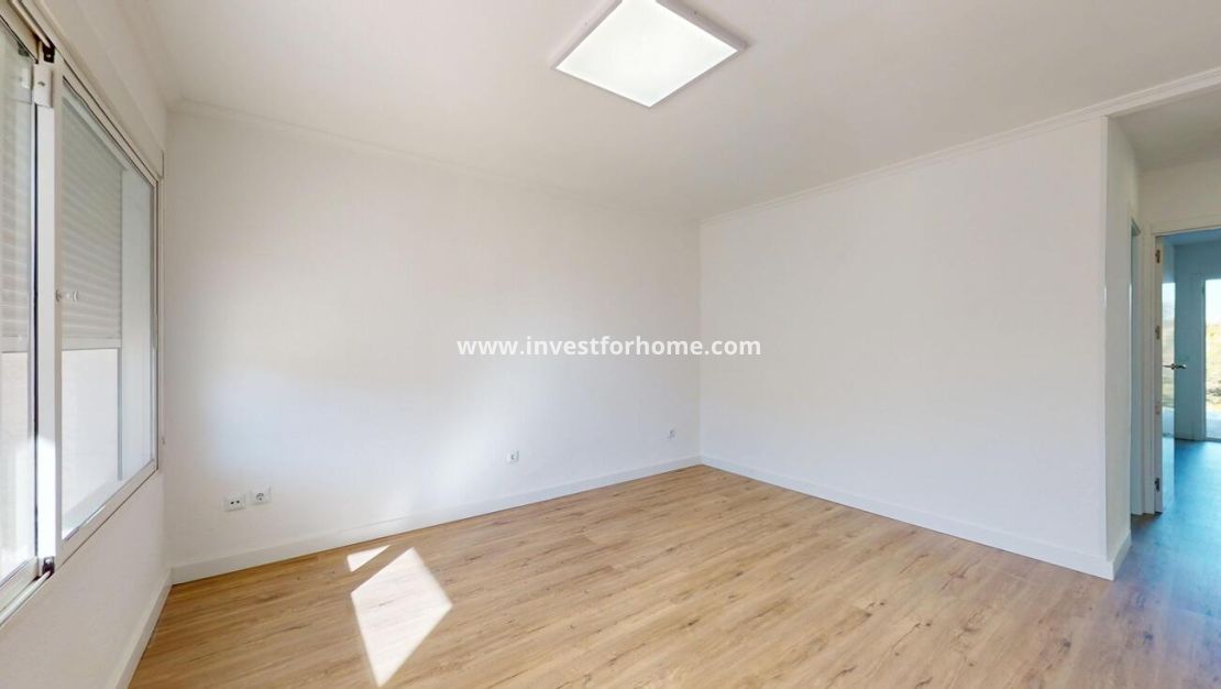 Verkoop - Bungalow - Orihuela Costa - Costa Blanca