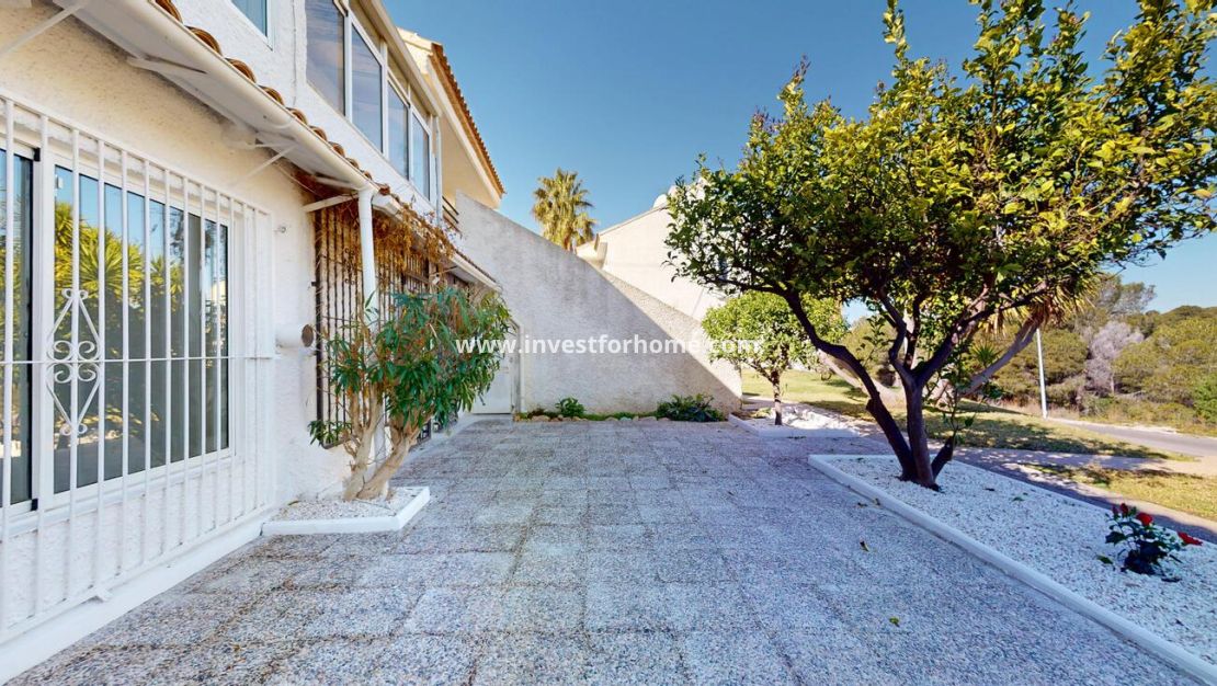 Verkoop - Bungalow - Orihuela Costa - Costa Blanca
