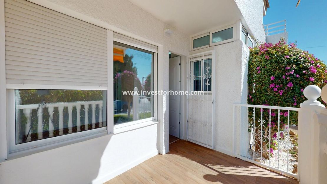 Verkoop - Bungalow - Orihuela Costa - Costa Blanca