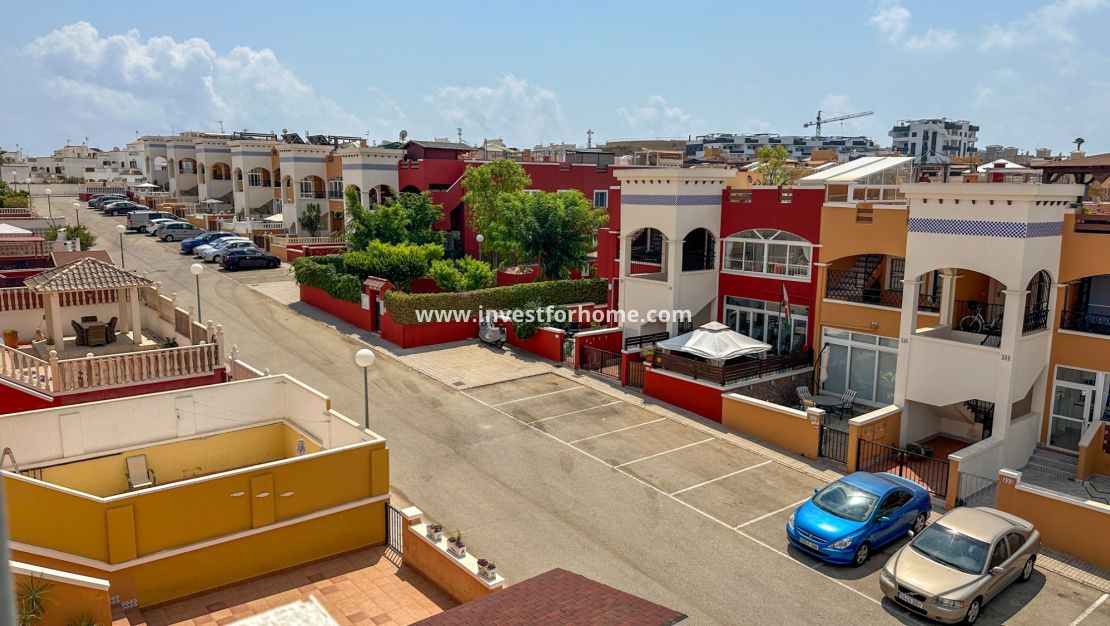 Verkoop - Bungalow - Orihuela Costa - Costa Blanca