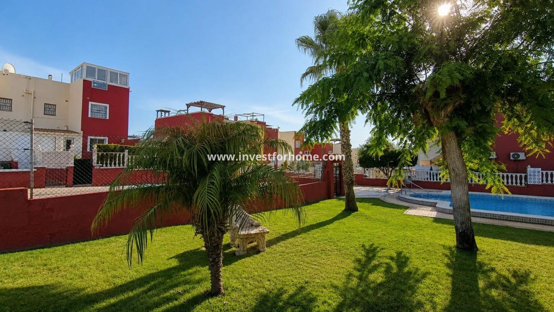 Verkoop - Bungalow - Orihuela Costa - Costa Blanca