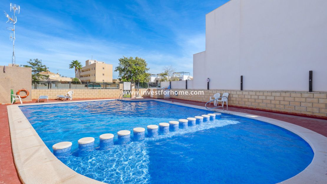 Verkoop - Bungalow - Orihuela Costa - Costa Blanca