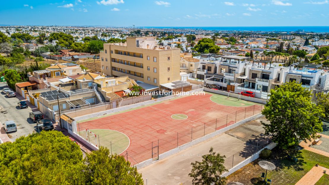 Verkoop - Bungalow - Orihuela Costa - Costa Blanca