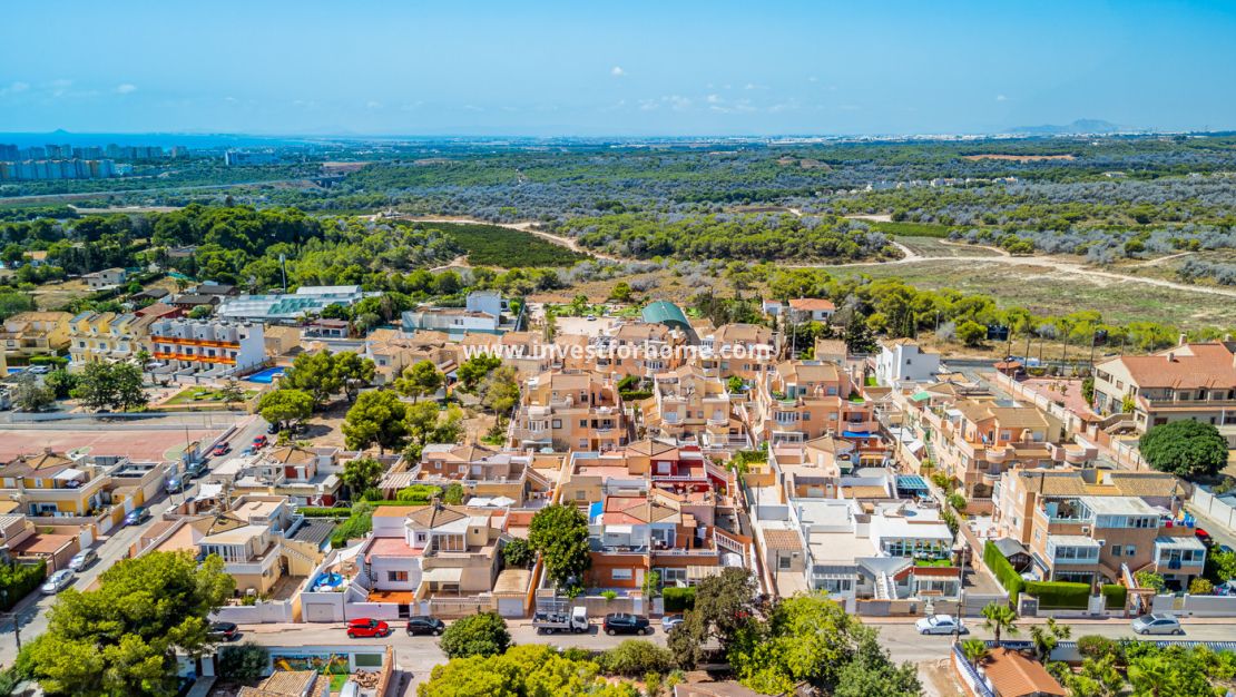 Verkoop - Bungalow - Orihuela Costa - Costa Blanca