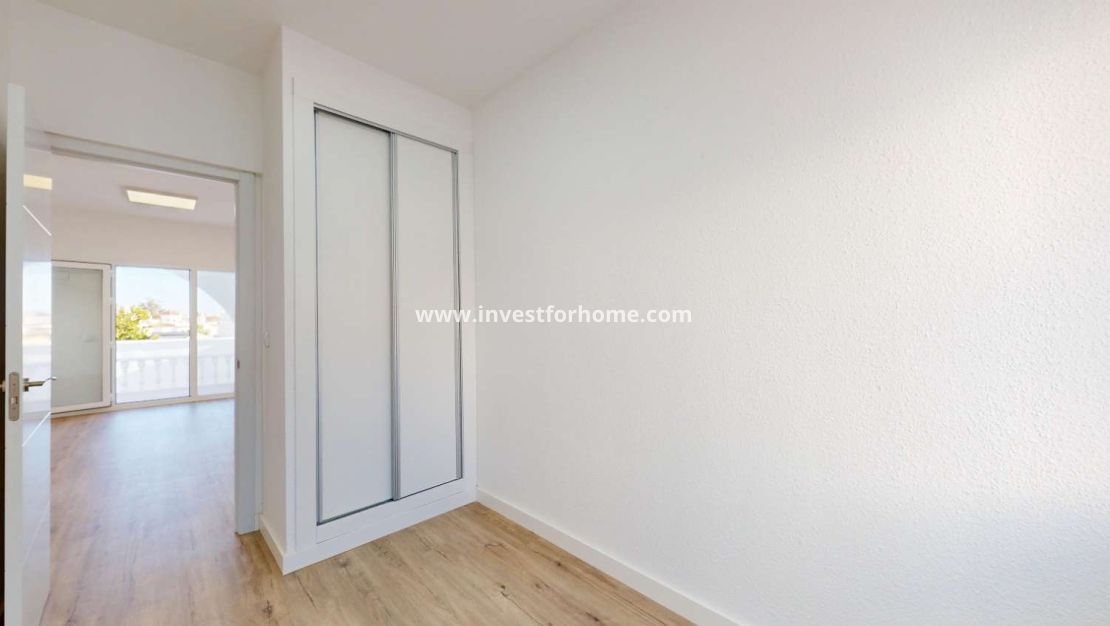 Verkoop - Bungalow - Orihuela Costa - Inland