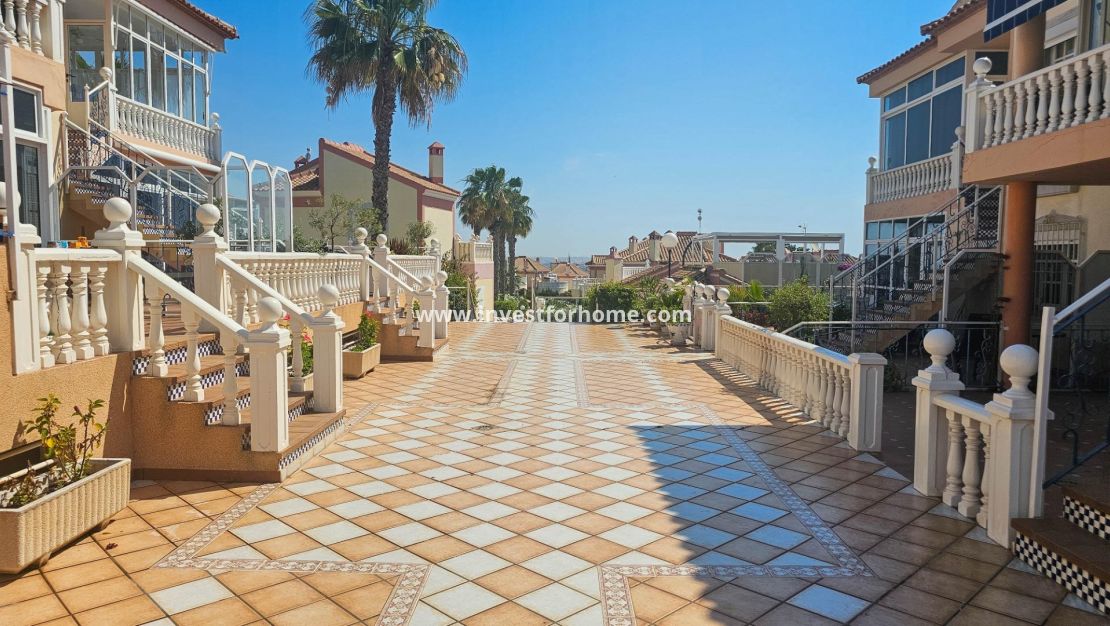 Verkoop - Bungalow - Orihuela Costa - Los Altos