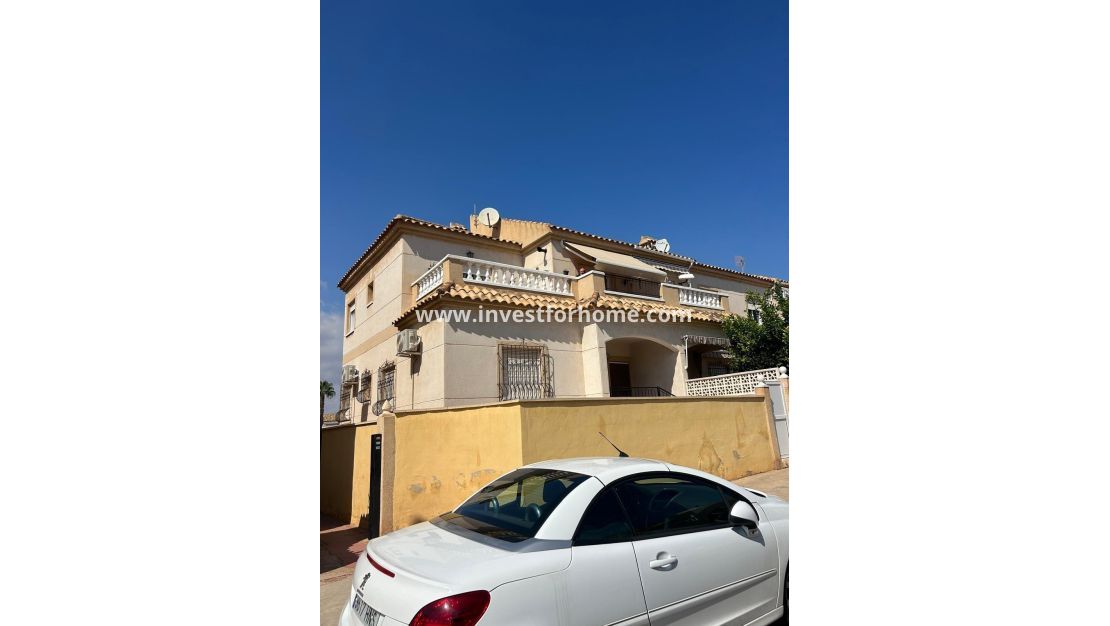 Verkoop - Bungalow - Torrevieja - aguas nuevas