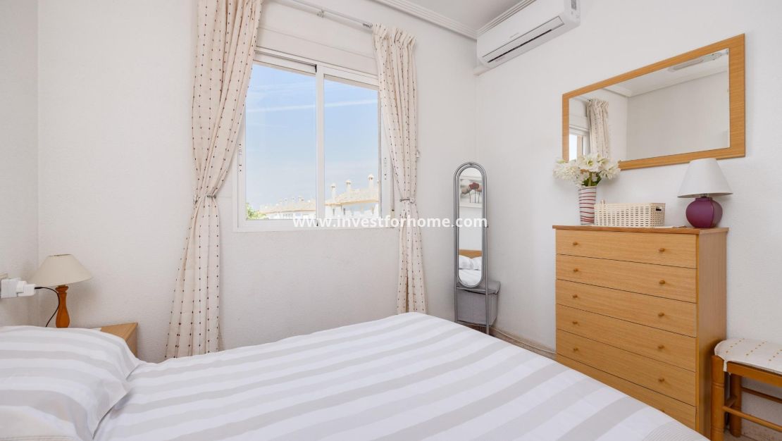 Verkoop - Bungalow - Torrevieja - aguas nuevas