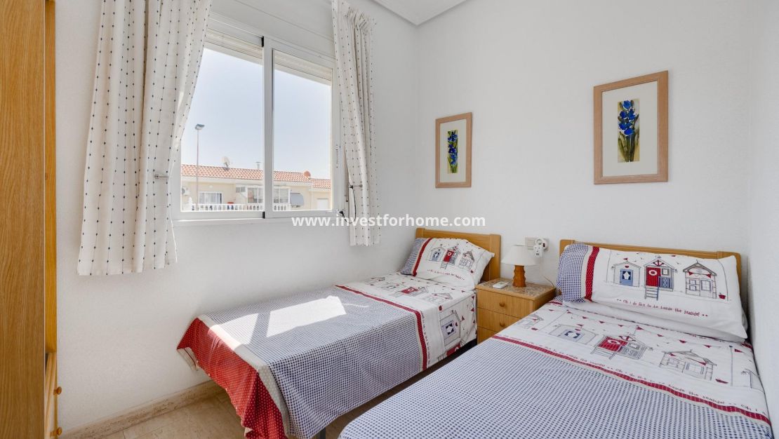 Verkoop - Bungalow - Torrevieja - aguas nuevas