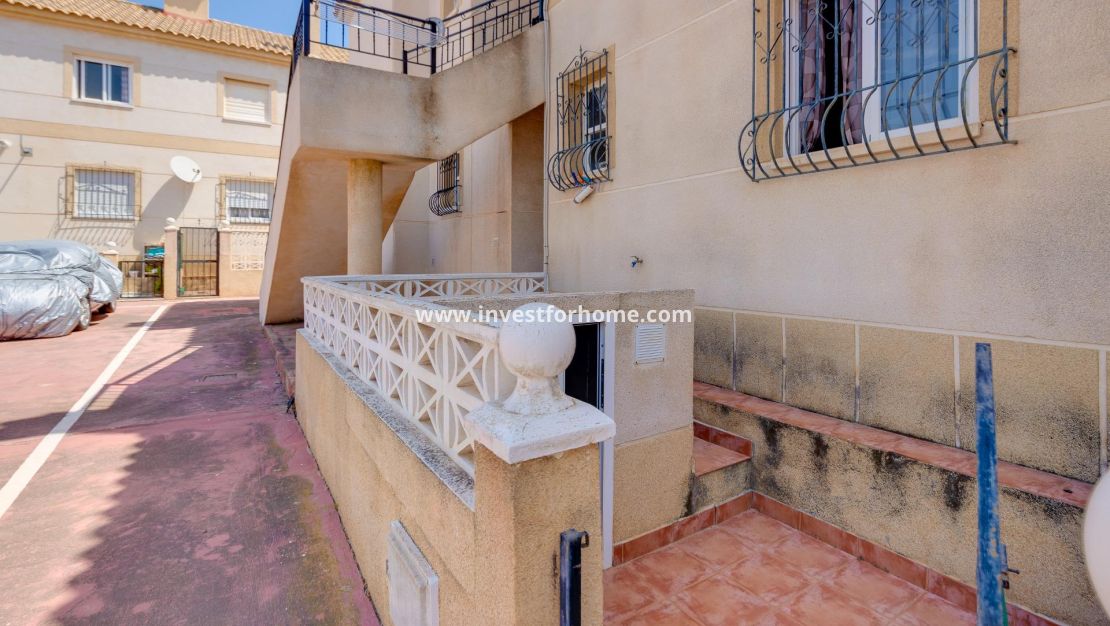 Verkoop - Bungalow - Torrevieja - aguas nuevas