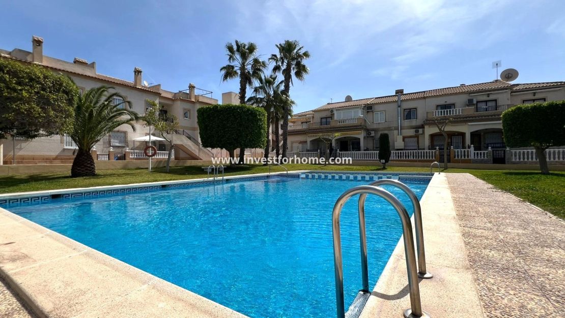 Verkoop - Bungalow - Torrevieja - aguas nuevas